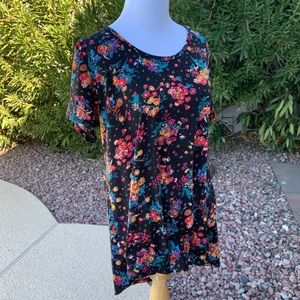 Black/Floral LuLaRoe Classic T